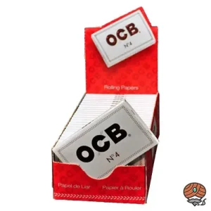 25 x OCB weiß kurz Nr 4 Blättchen / Papers à 100 Blättchen